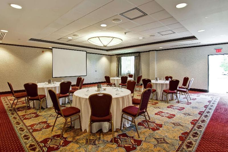 Homewood Suites by Hilton Toronto Airport Corporate Centre photo 1