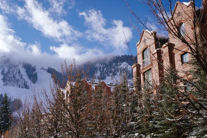 The St. Regis Aspen Resort 3