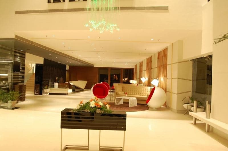 Pride Hotel Bengaluru 4