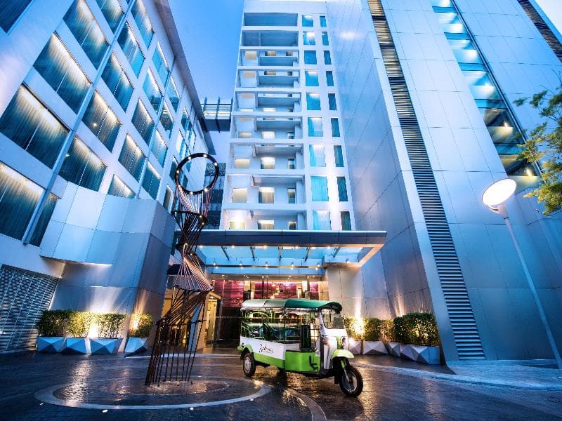 Radisson Suites Bangkok Sukhumvit main