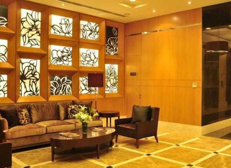Oakwood Residence Shanghai 4