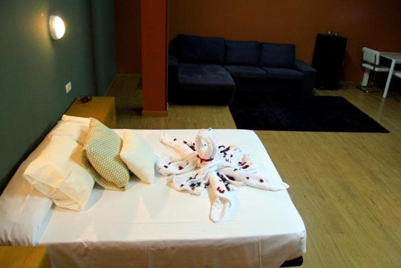 AHC Hoteles Low Cost Cáceres 5