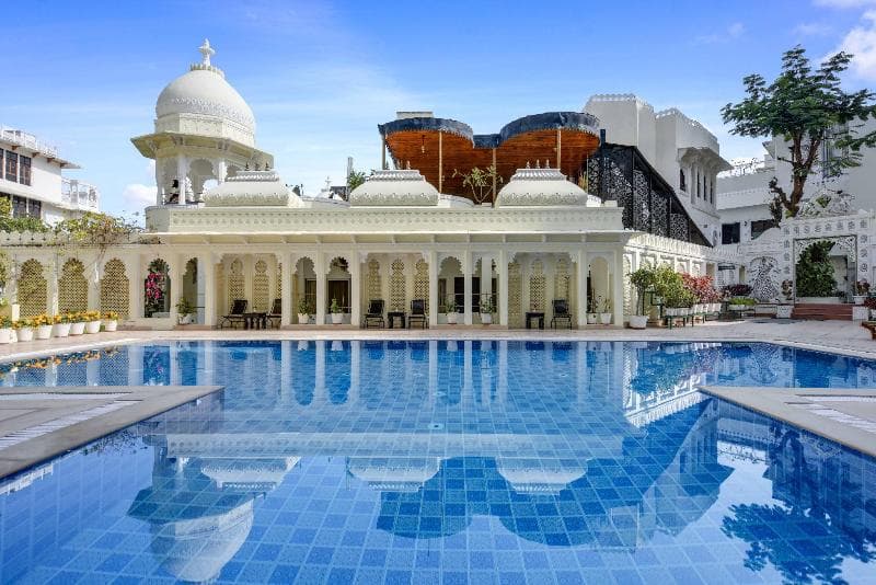Hotel Swaroop Vilas main