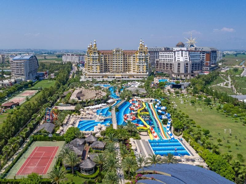 Royal Holiday Palace 2