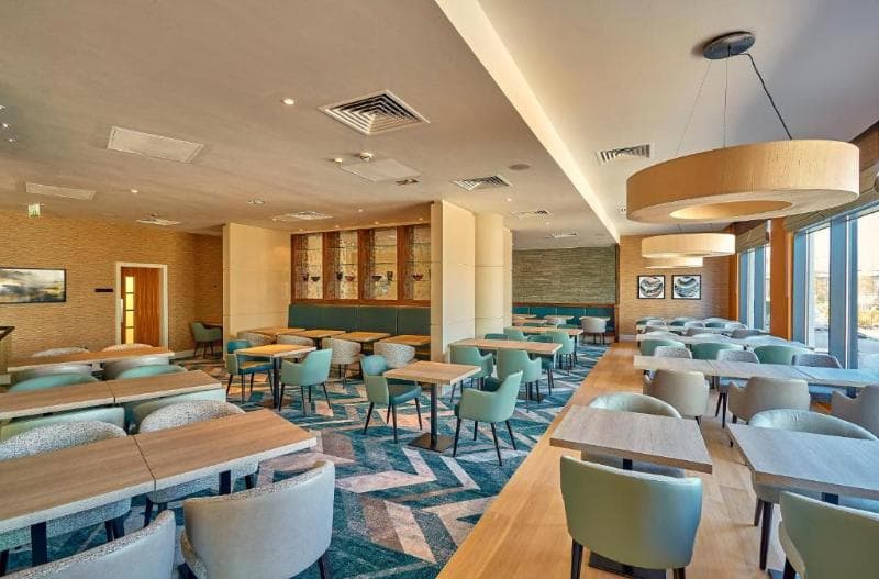Crowne Plaza Reading East 3