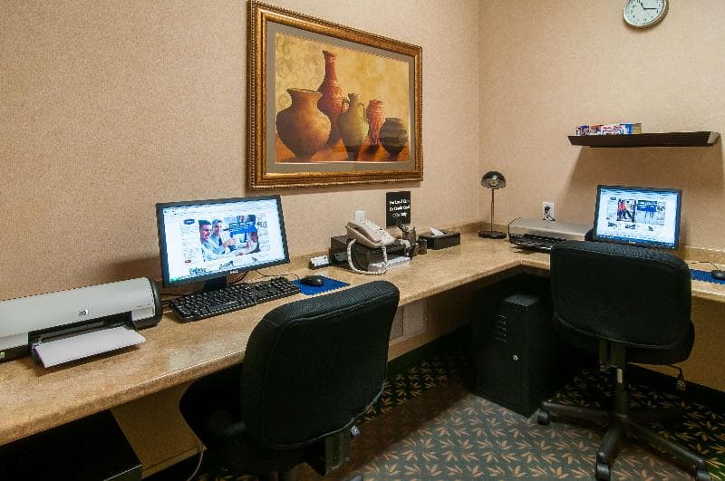 Hampton Inn Boise - Airport photo 1