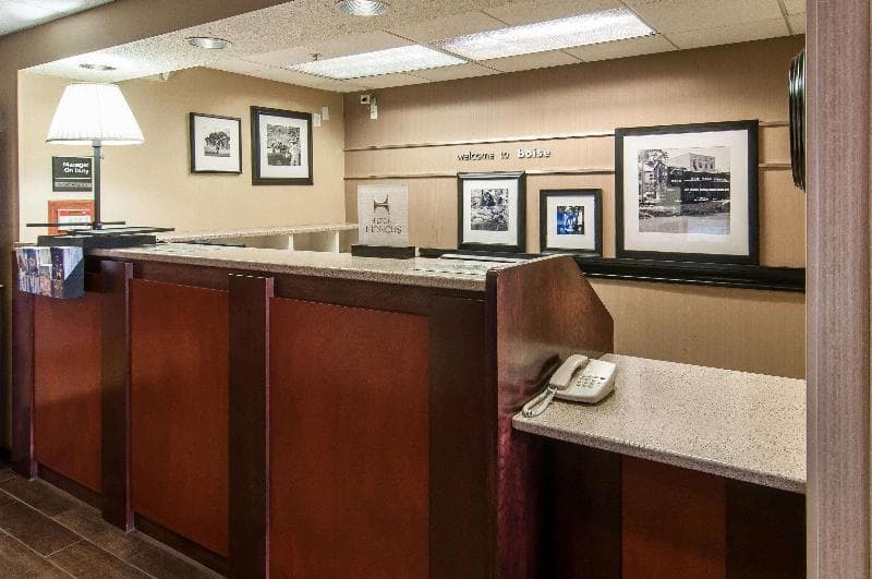 Hampton Inn Boise - Airport 4