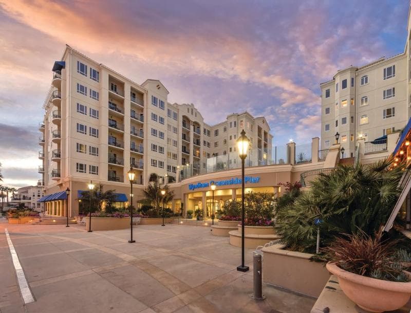 Wyndham Oceanside Pier Resort 3