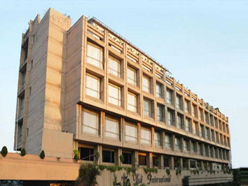 Tuli International photo 1