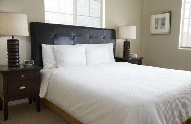Oakwood Residence Naylor Road Pune 3