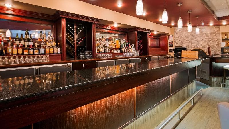 Best Western Grande Prairie Hotel & Suites 1