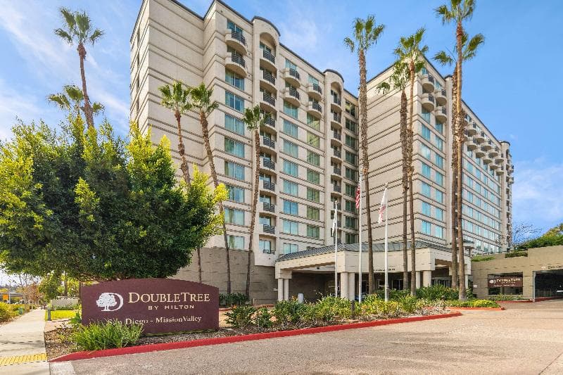 DoubleTree by Hilton San Diego Mission Valley 2