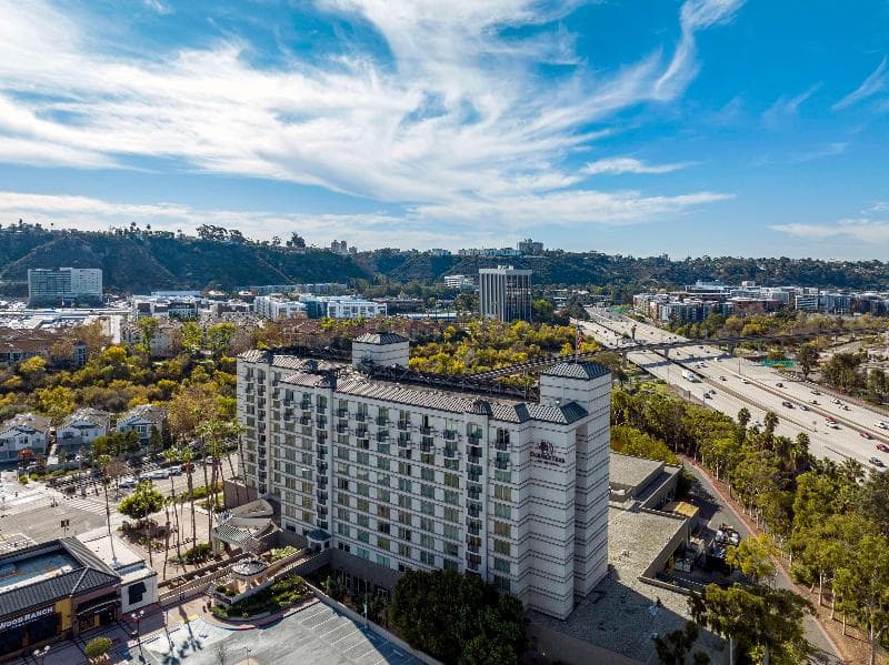 DoubleTree by Hilton San Diego Mission Valley 3