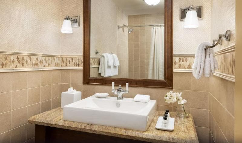 Elevation Hotel & Spa 2