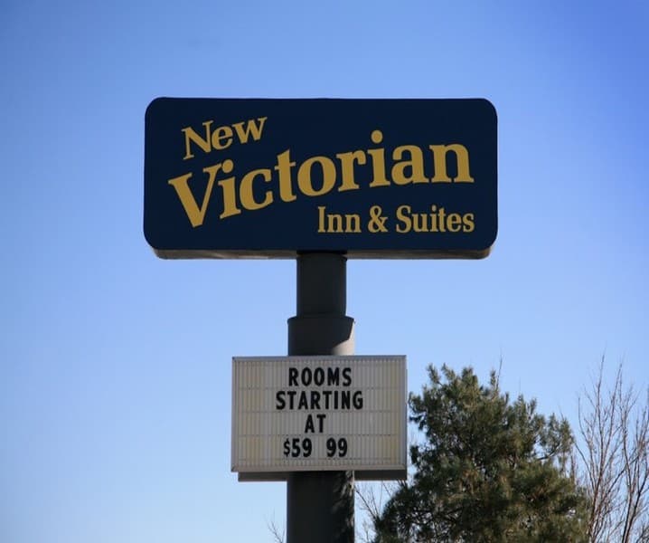 New Victorian Inn & Suites 3