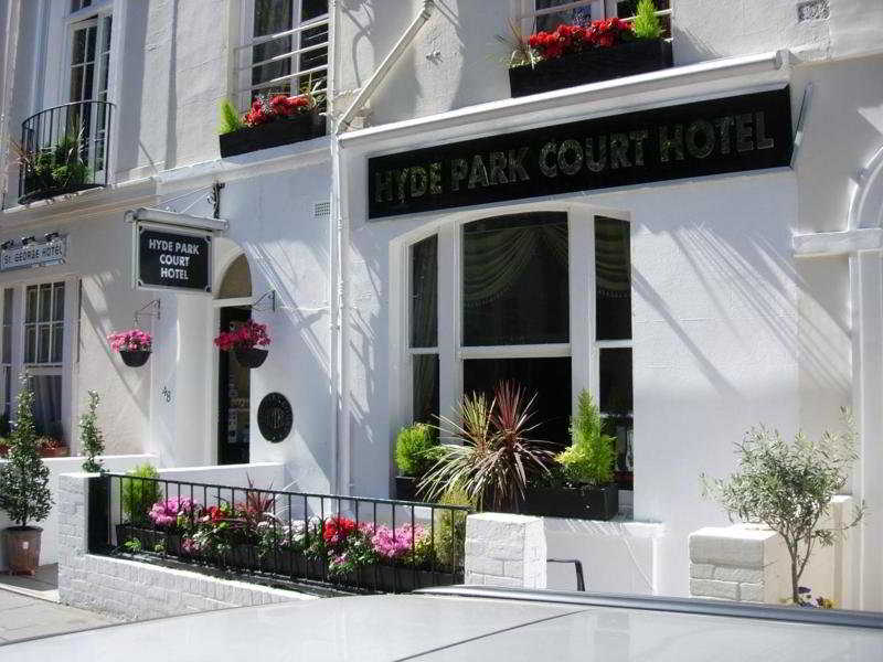 Hyde Park Court photo 1