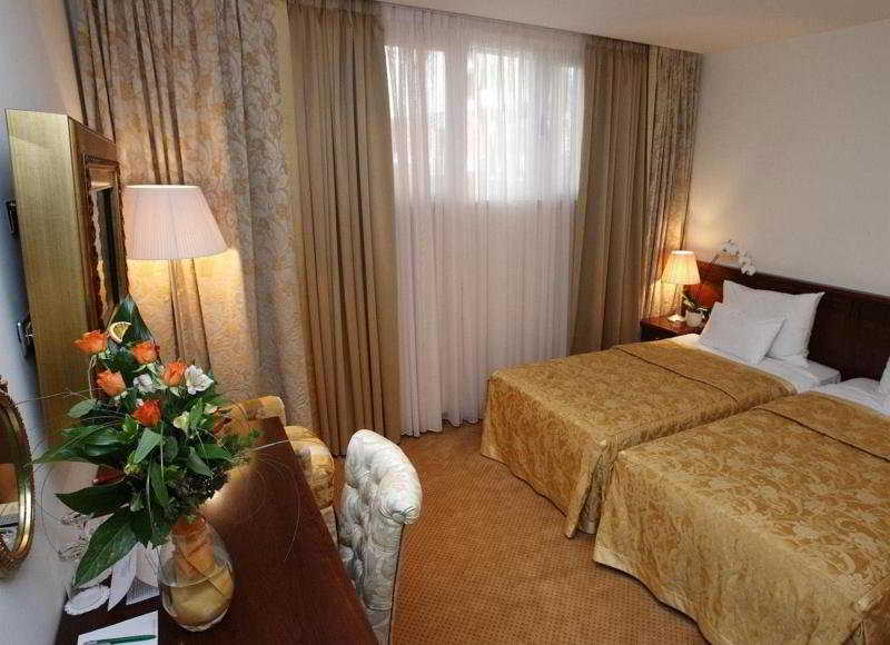 Hotel Globo 3