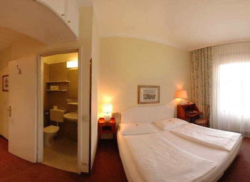Hotel Vier Jahreszeiten 4