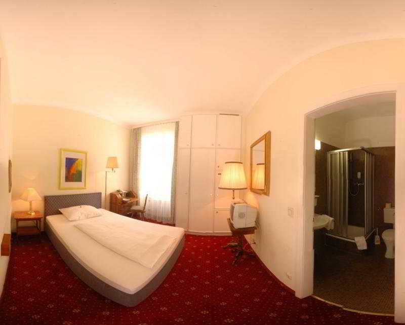 Hotel Vier Jahreszeiten 5
