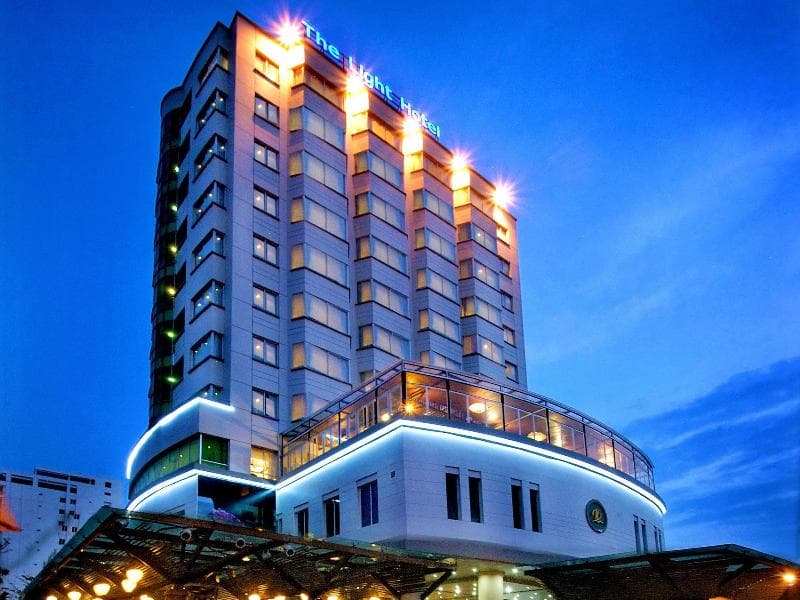 The Light Hotel & Resort 4