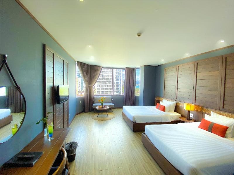 The Light Hotel & Resort 5