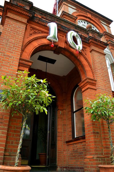 Palmers Lodge Swiss Cottage 3