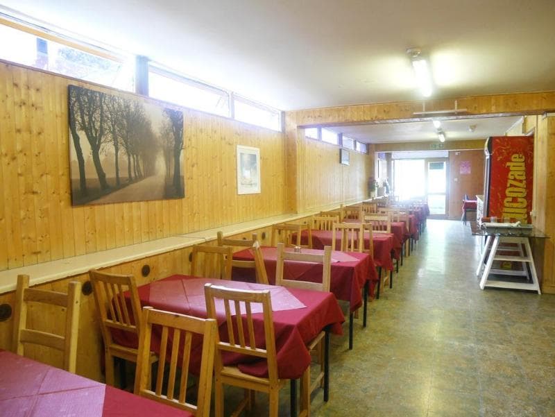 Kensal Green Backpackers 3
