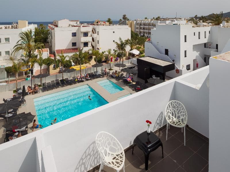 Migjorn Ibiza Suites & Spa 4
