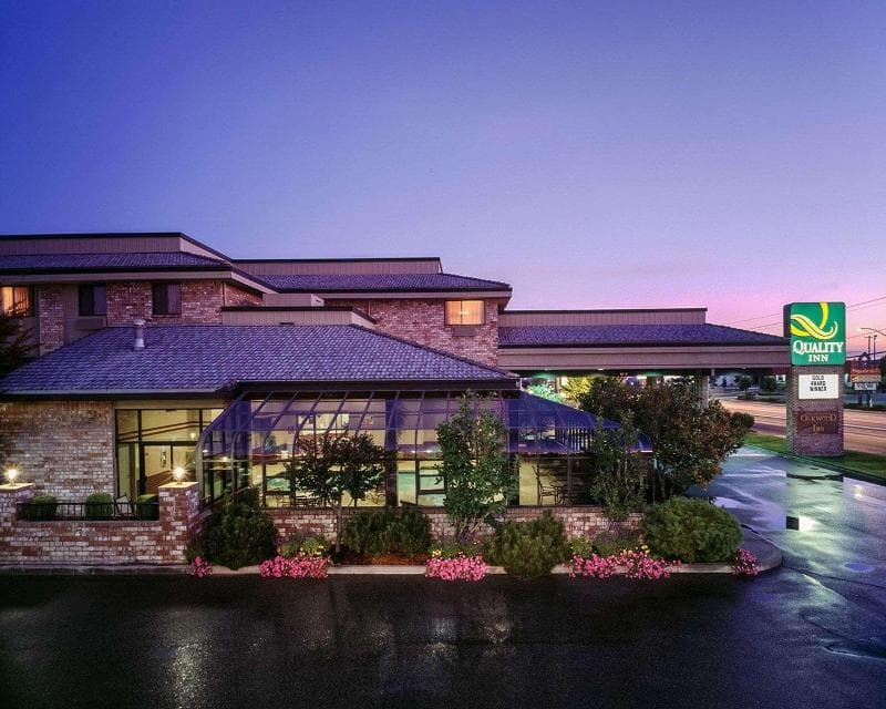 Quality Inn Oakwood 2
