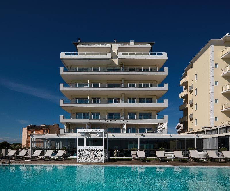 Vistamare Suite main