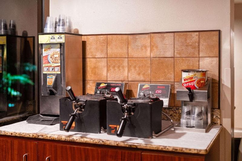 La Quinta Inn & Suites by Wyndham Cocoa Beach Oceanfront 4