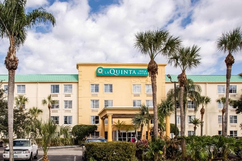 La Quinta Inn & Suites by Wyndham Melbourne Viera photo 1