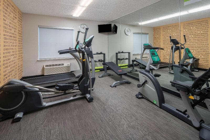 La Quinta Inn & Suites by Wyndham Naples East (I-75) photo 1