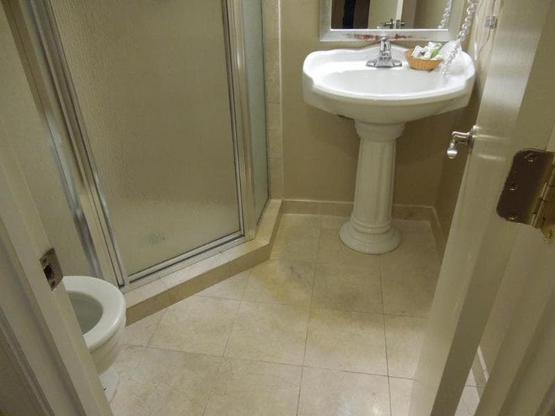 Embassy Inn photo 1