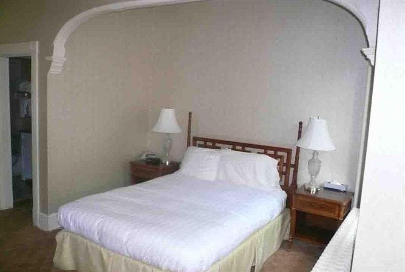 Windsor Inn 2