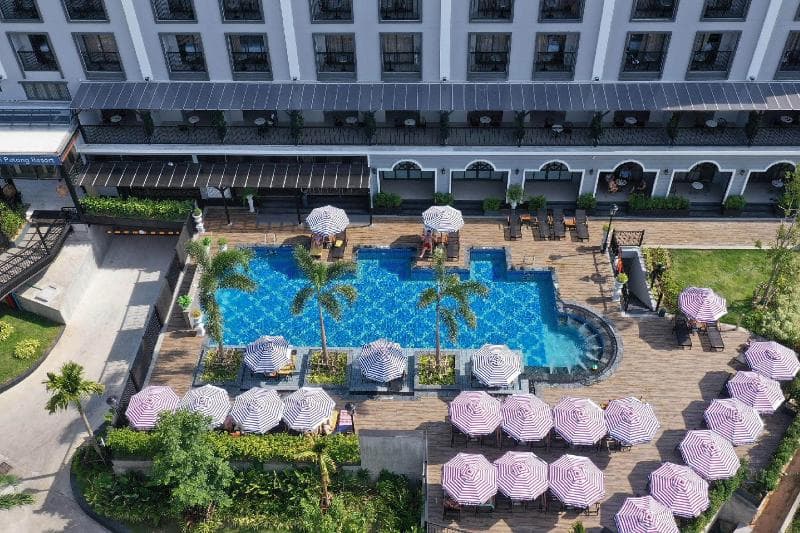 Sawaddi Patong Resort & Spa by Tolani 3