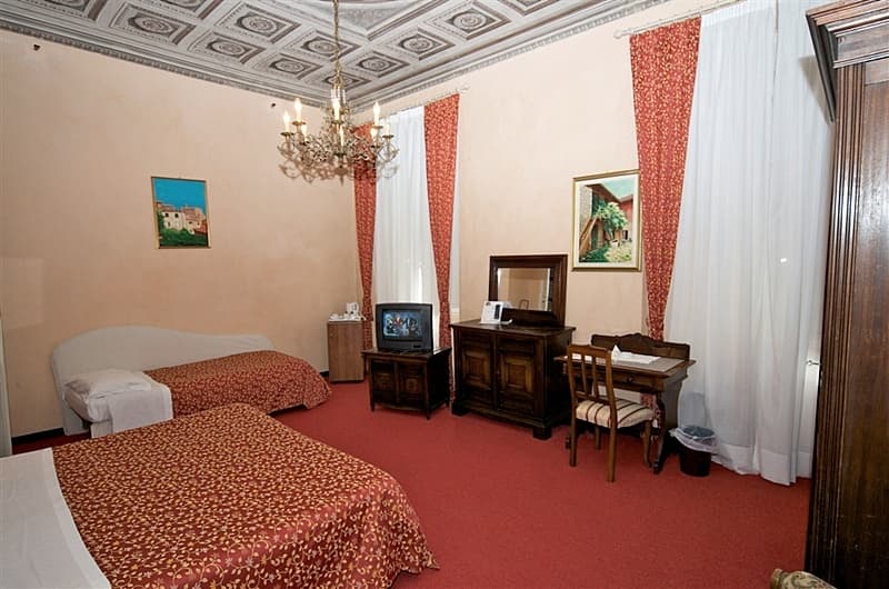 Hotel Astoria Genova 5
