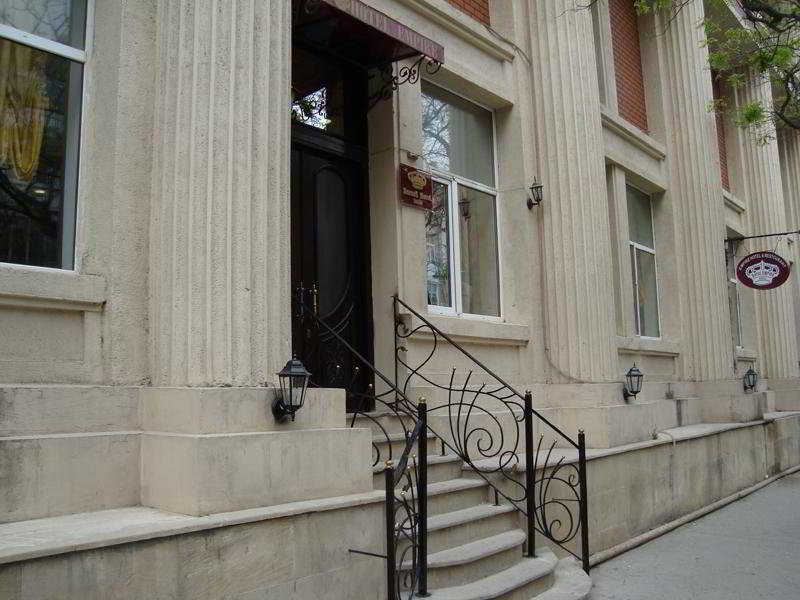 The Empire Hotel main