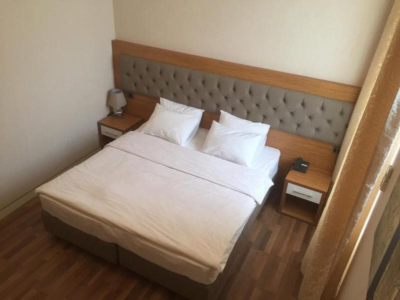The Empire Hotel 5