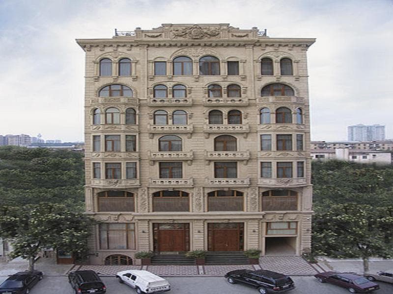 Ayf Palace main