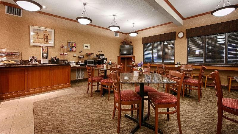 Best Western Plus Northwind Inn & Suites 2