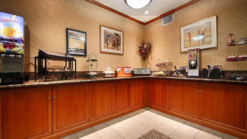 Best Western Plus Northwind Inn & Suites 5