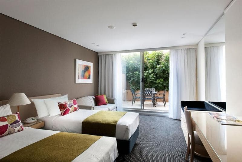 Coogee Sands Hotel & Apartments 5