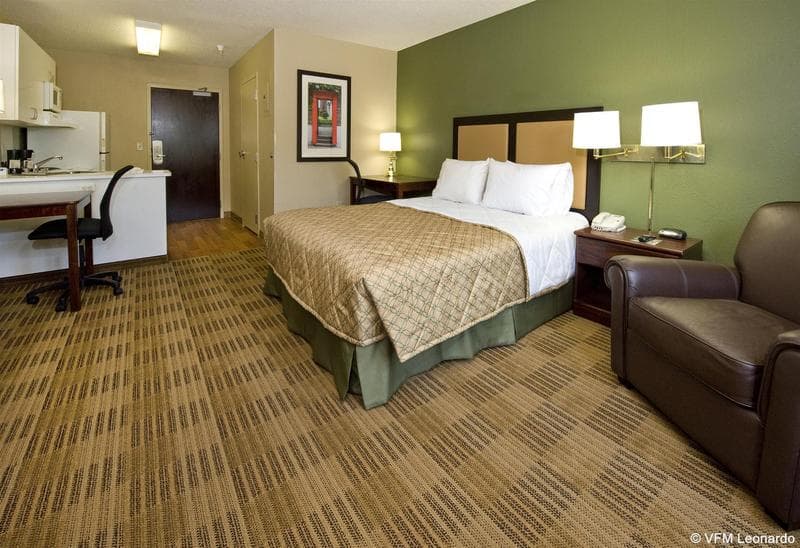 Extended Stay Deluxe Miami-Airport-Doral 4