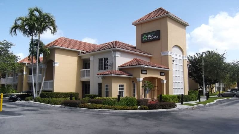 Extended Stay America Miami Airport Blue Lagoon 3