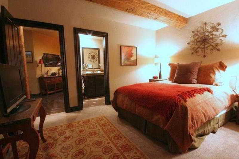 Beaver Creek Lodge photo 1