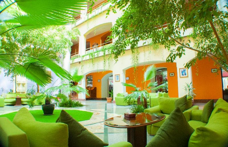 Ararat Hotel Eriwan 2