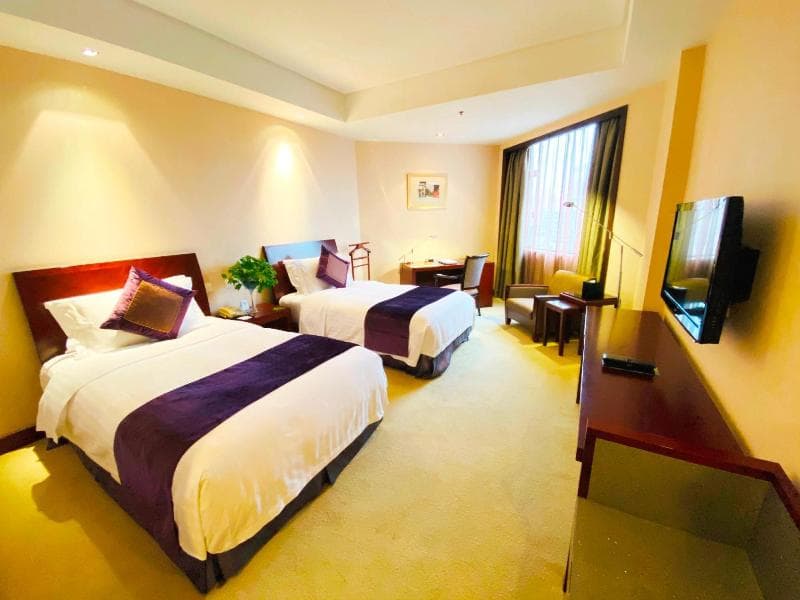 Baolong Hotel Shanghai main