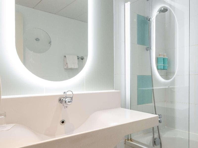 Novotel Mâcon North Highway du Soleil Hotel 5