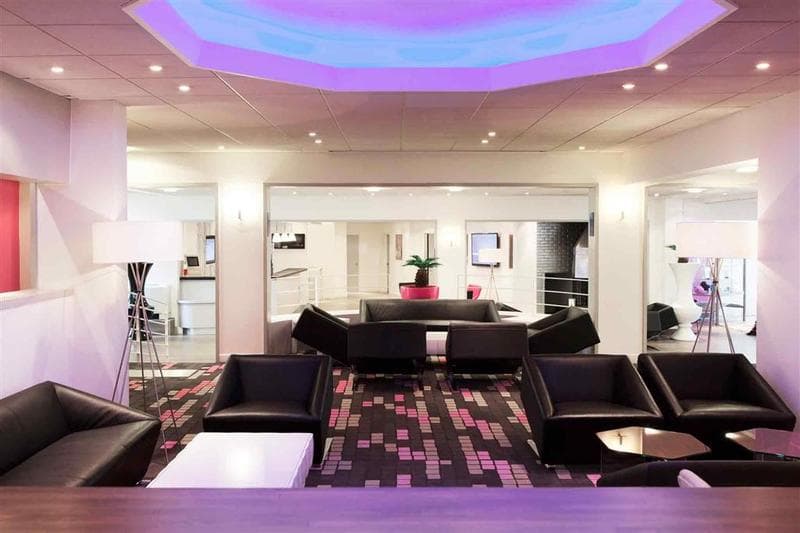 Novotel Fontainebleau Ury 2